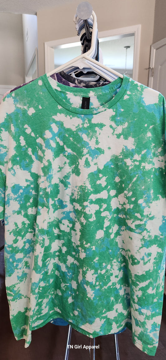 2XL IRISH GREEN AND BLUE  BLEACHED TEE IN STOCK G36