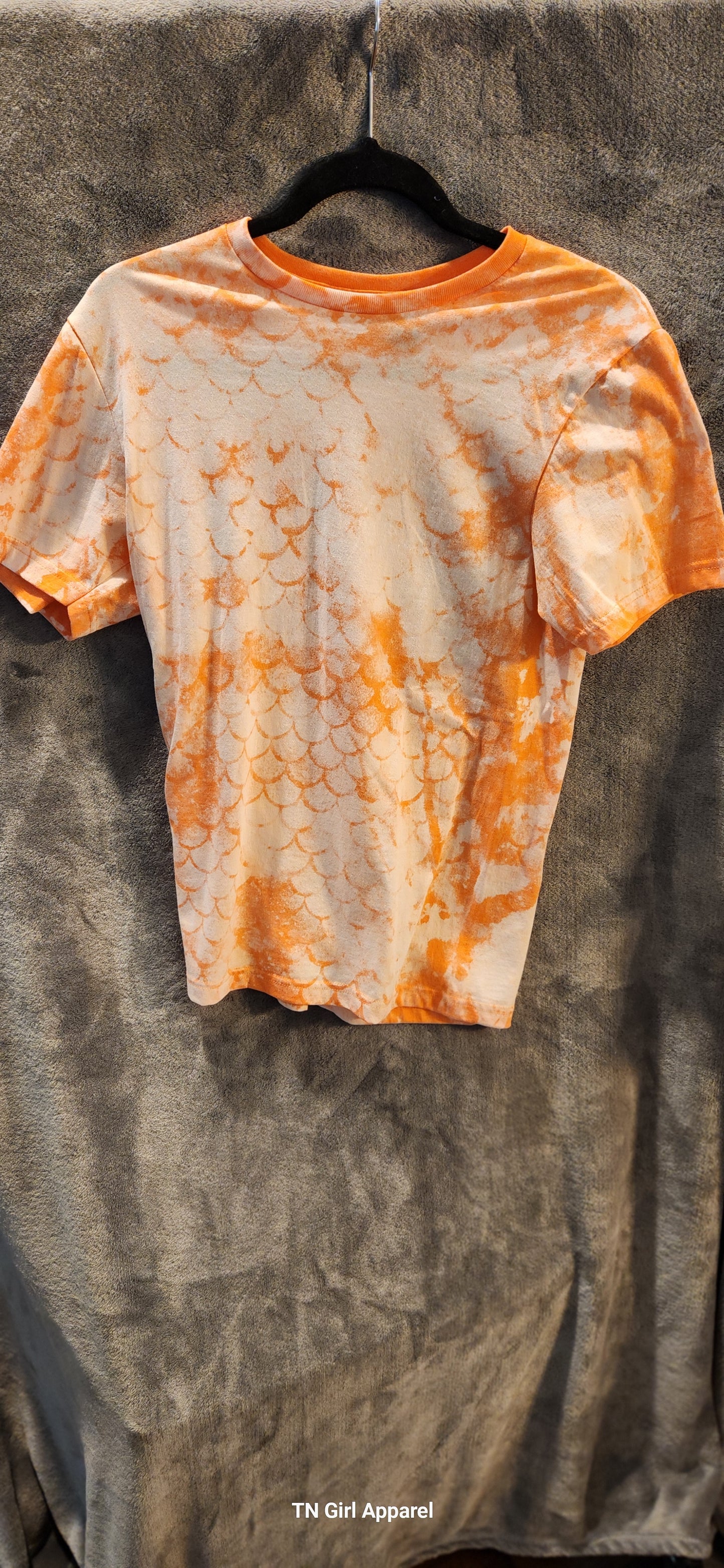 SMALL RTS ORANGE MERMAID BLEACHED GILDAN SOFTSTYLE T-SHIRT