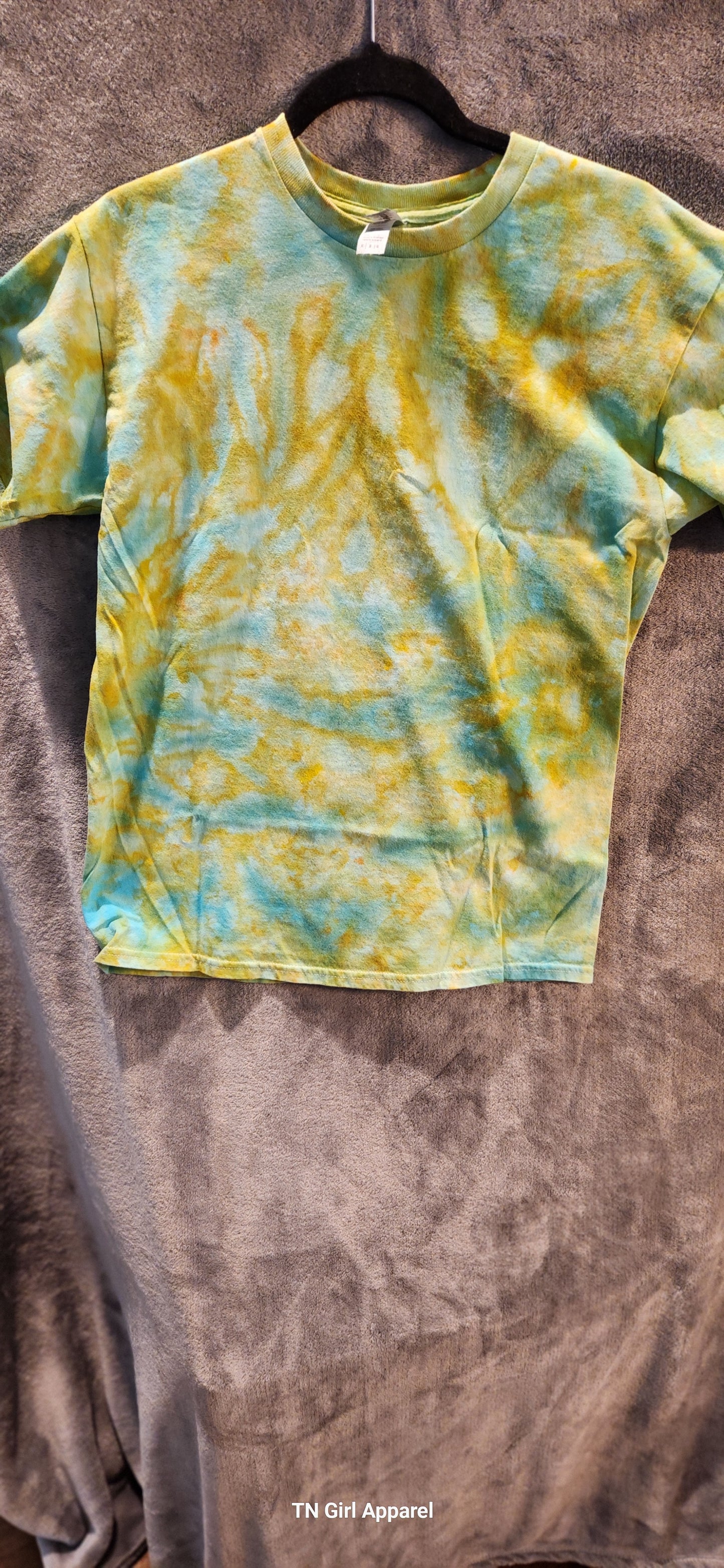 MEDIUM RTS TIE DYE GILDAN HEAVY COTTON T-SHIRT #1