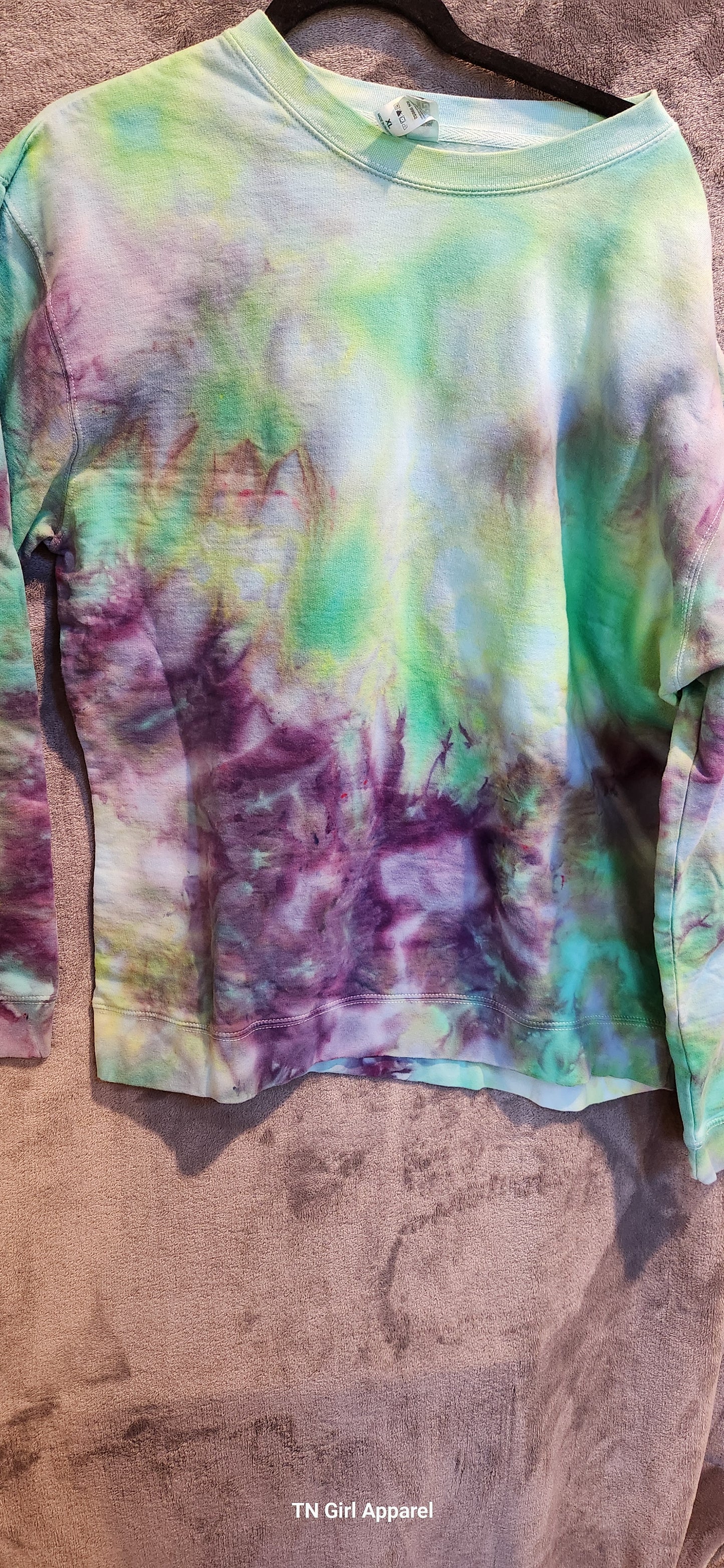 XL RTS GREEN/PURPLE TIE DYE CREW SWEATSHIRT