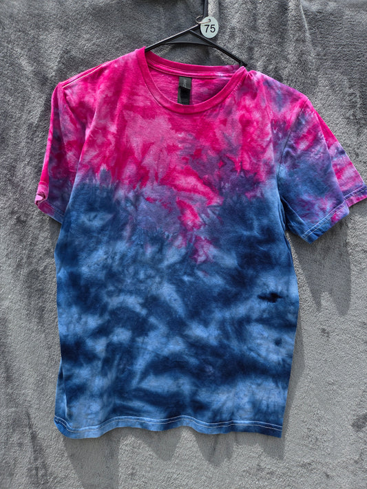 SMALL SOFTSTYLE  75 TIE DYE T-SHIRT