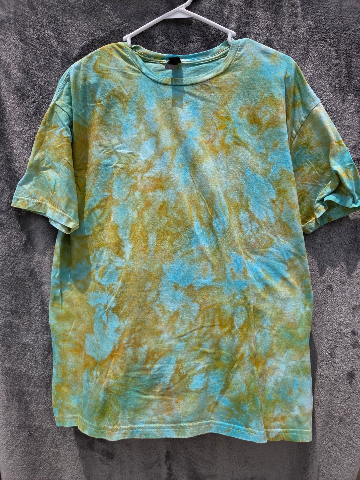 XL SOFTSTYLE  58 TIE DYE T-SHIRT